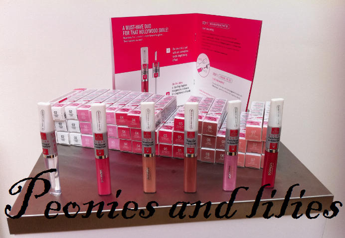 Bourjois Lip Gloss And Teeth Whitening